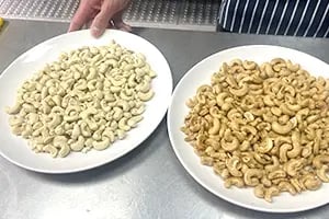 Ingredients carried by cooking machine client