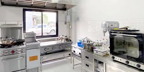 Western restaurant kitchen complete equipment
